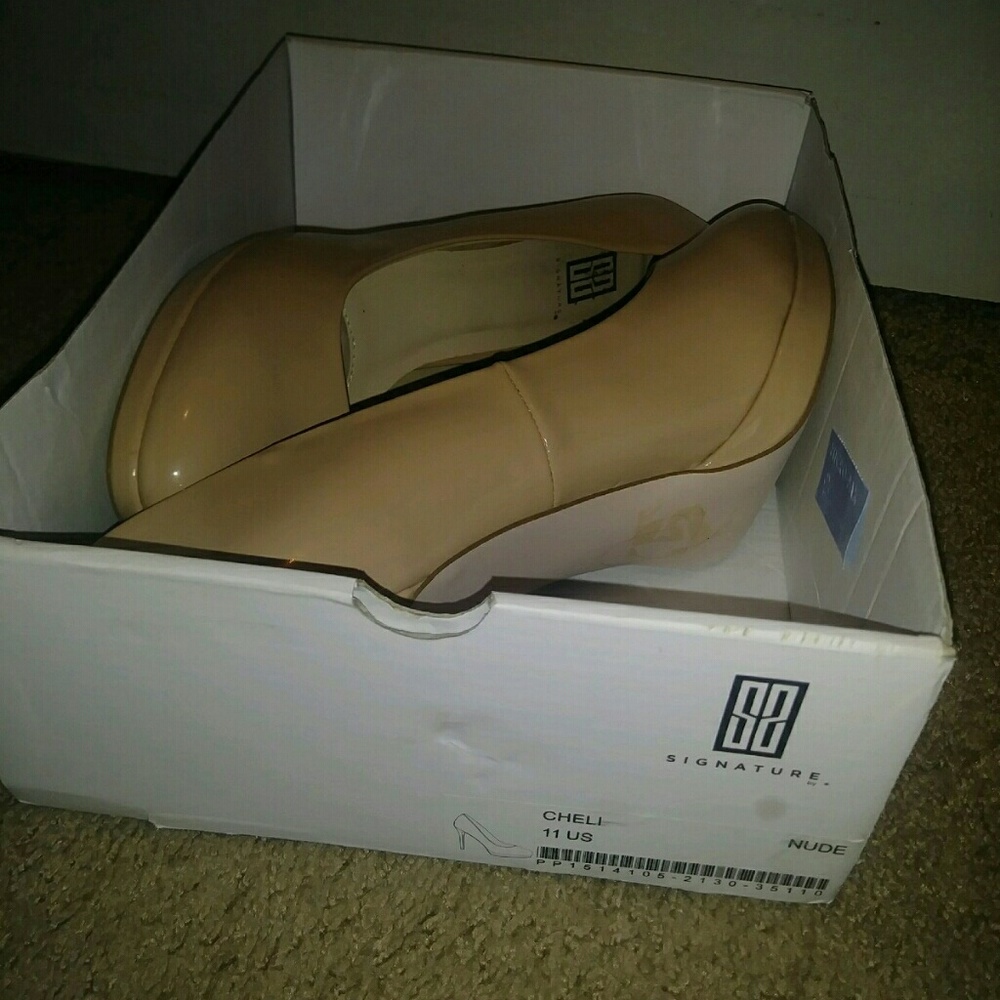 Nude Stilletos - Picture 4 of 4